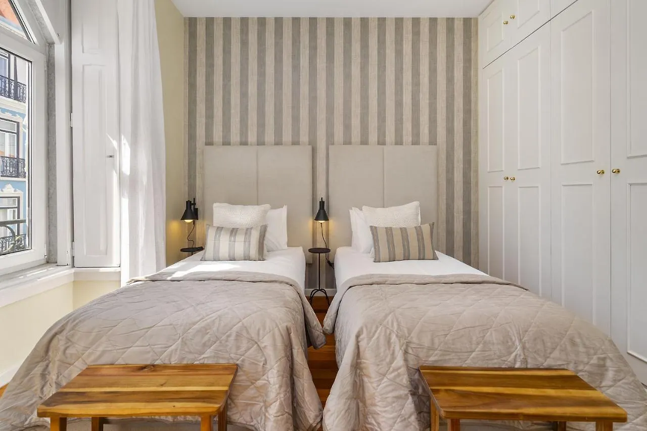 Whome Luxury Lisbon Penthouse: Designer Decor & Epic Views Португалия